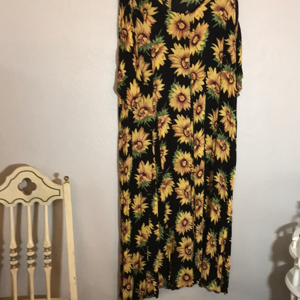 Sunflower Maxi Dress 1x?